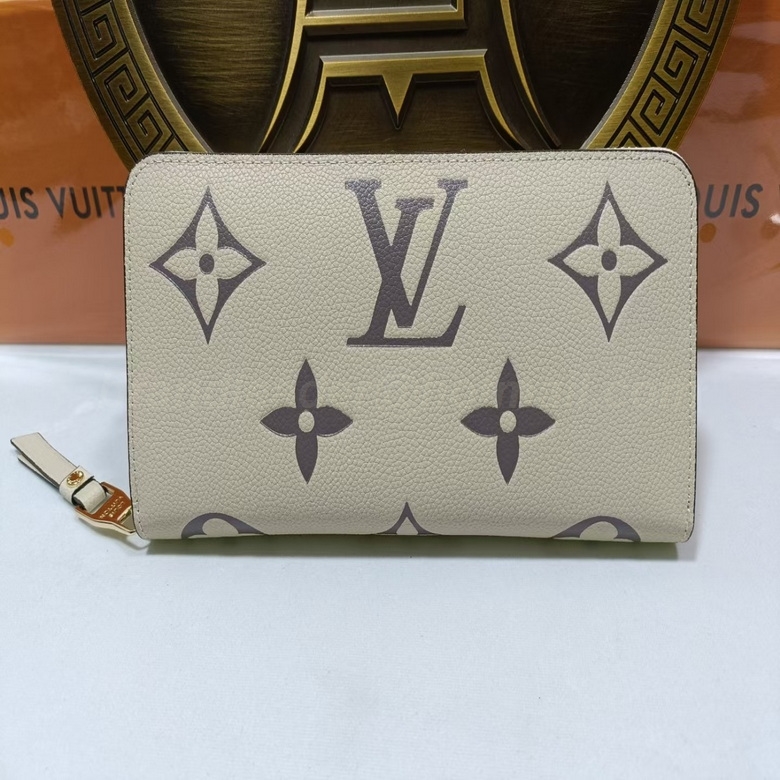 LV Wallets 112